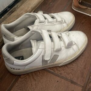 VEJA super cute for summer
